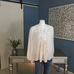 Light and billowy Collective Concepts Sz XL